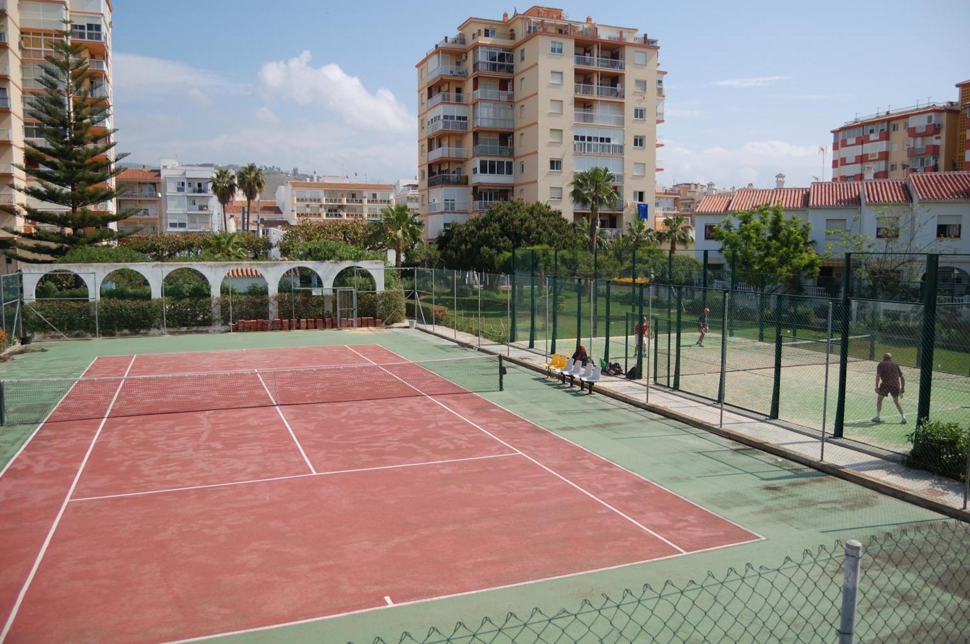 Apartamentos Euromar Playa Торокс Екстериор снимка